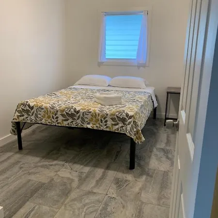 Downtown Hilo Apt L
